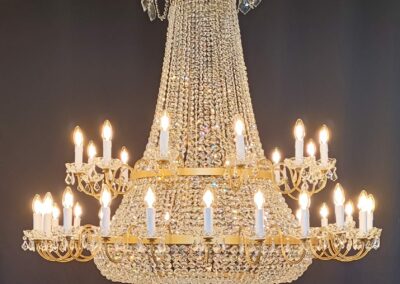 Lustre Montgolfière Empire à Deux Couronnes de Lumière – Éclat et Symétrie