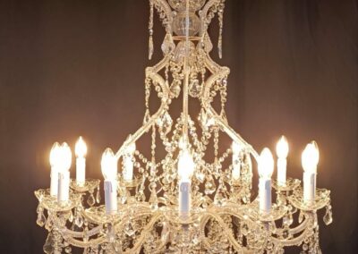 Lustre baroque en fer forgé patiné et cristal – 6 lumières