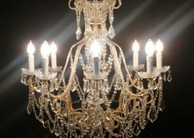 Lustre artisanal en fer forgé façonné à la main