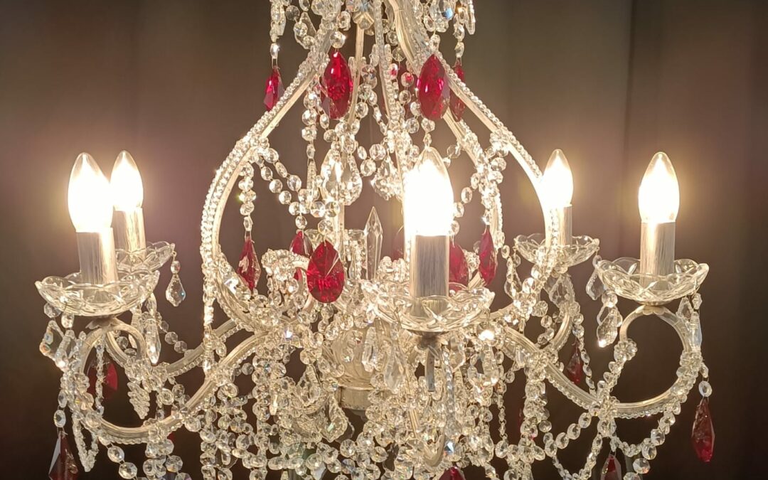 Lustre baroque artisanal en fer forgé