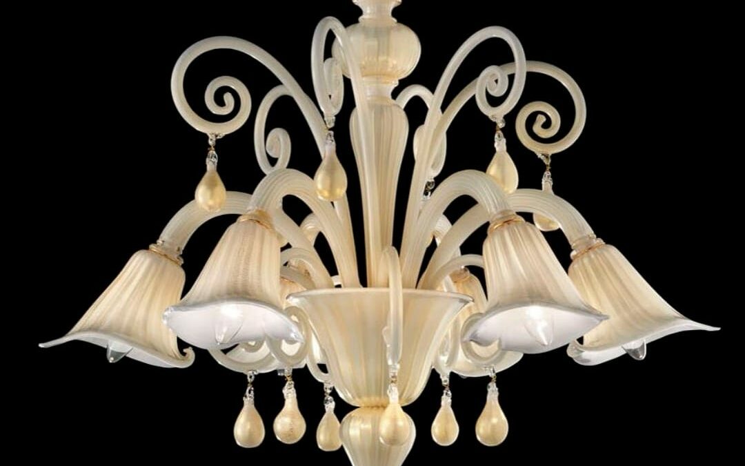Lustre traditionnel en verre soufflé de Murano