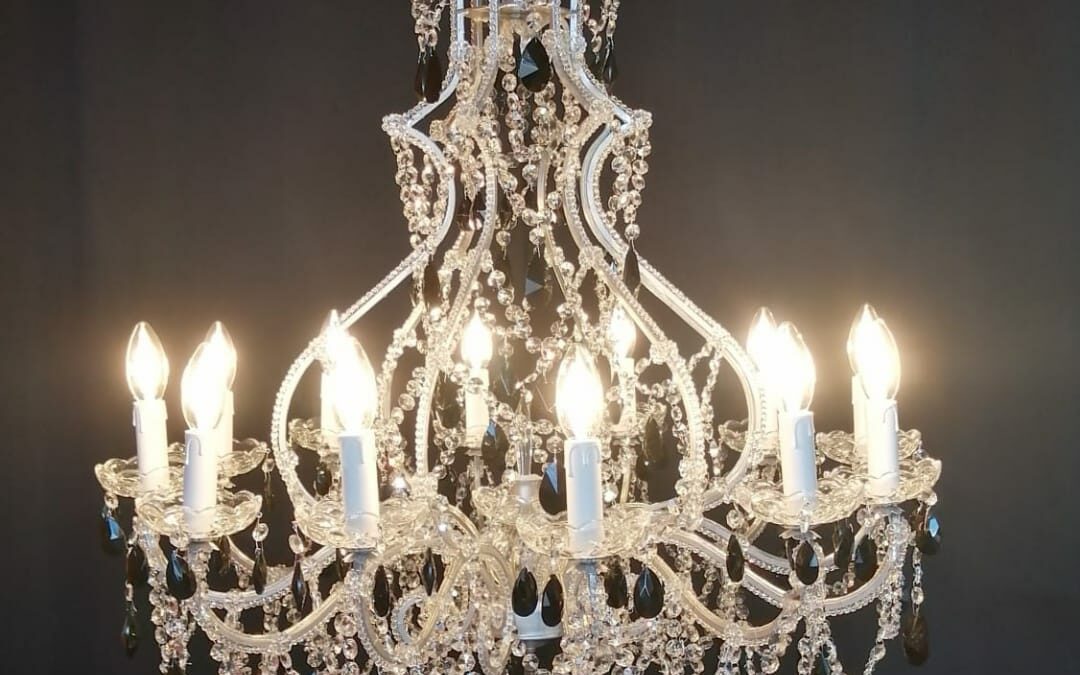 Lustre baroque à douze bras de lumière